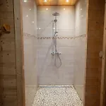 Skadi لابْريسْ